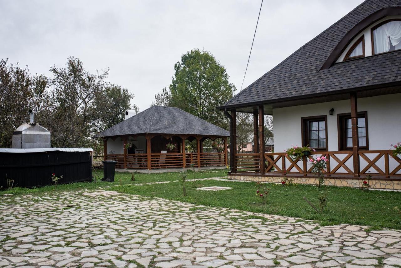 Casa Strabunicului Otel Partestii de Sus  Dış mekan fotoğraf